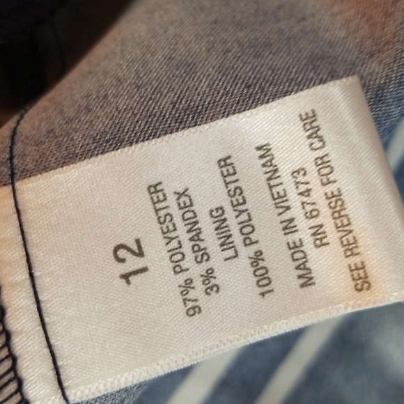 Db established 1962 | Navy Yellow Floral Fit and Flare Dress - Picture 8 of 10